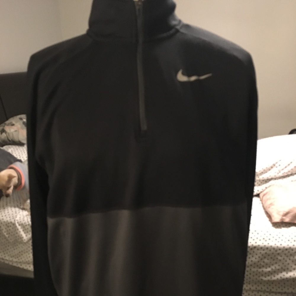 Nike Sweater